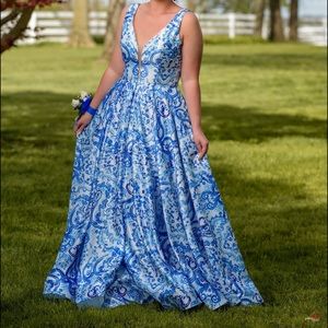 Prom dress